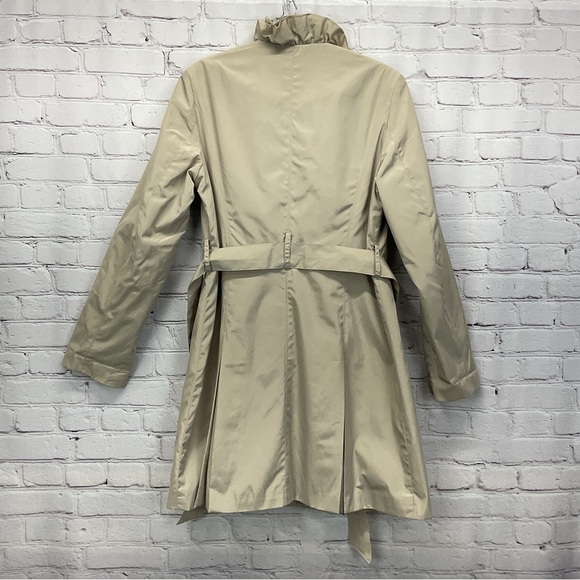 Weatherproof Trench Coat Women's Size M Beige Ruffle Rosette Belted Rain Casual - Picture 10 of 11
